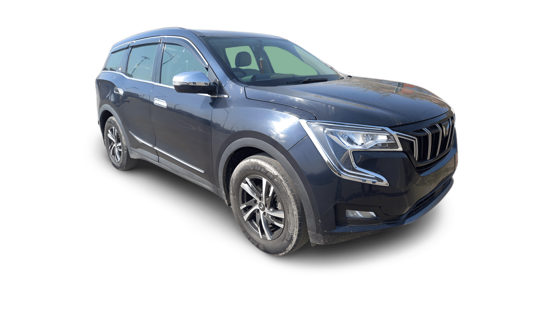 2021 Mahindra XUV700 - SUV - Petrol - Manual - ₹13.03 lakh